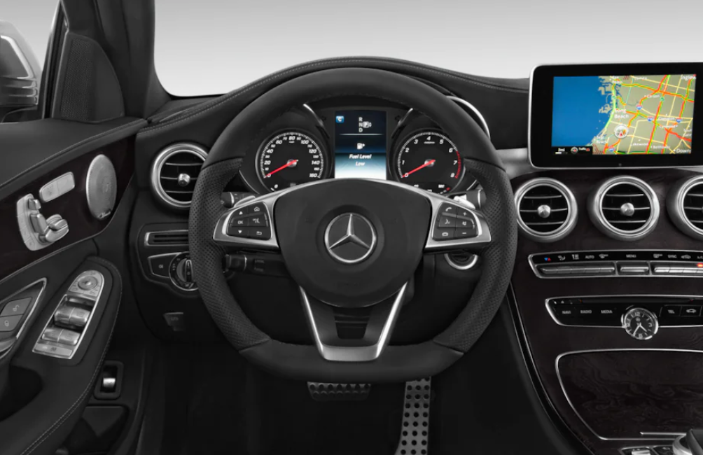 MERCEDES BENZ C- CLASS OR SIMILAR (1)