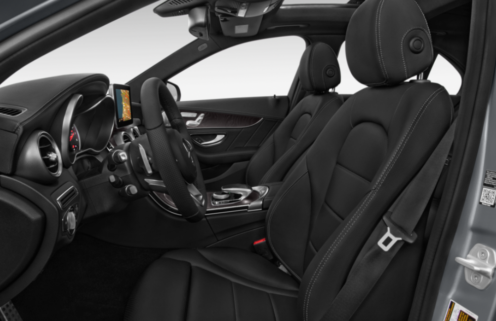 MERCEDES BENZ C- CLASS OR SIMILAR (2)
